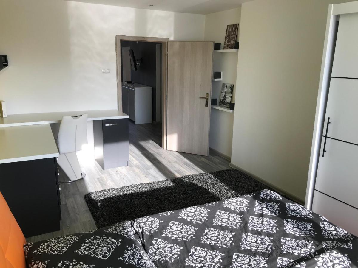 Apartman V Uplnom Centre Vranov nad Toplou Exterior photo